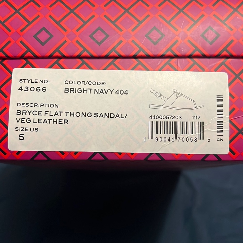 Tory Burch Bryce Flat Thong Leather Sandal size 5 color: Bright Navy Blue